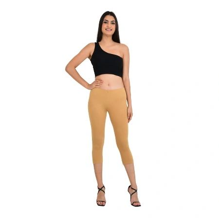  Model Photography in Delhi for Legging